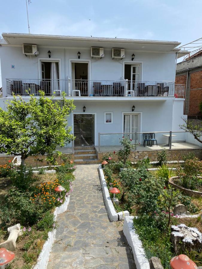 Yiannis Studios Moraitika Exterior photo